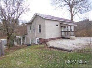 76 Mountain Dr, Pennsboro, WV 26415