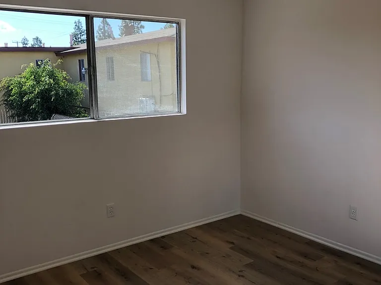 840 W Colden Ave — Photo 12