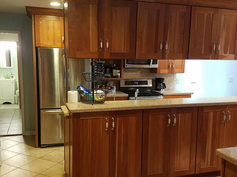 3260 S Gillenwater Dr — Photo 2
