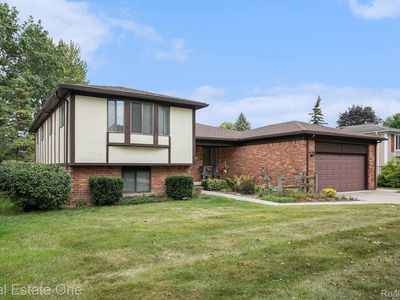 5982 Slate Dr, Troy, MI, 48085