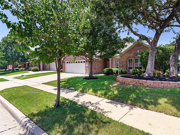 3rd image of 6510 Bluebird Dr