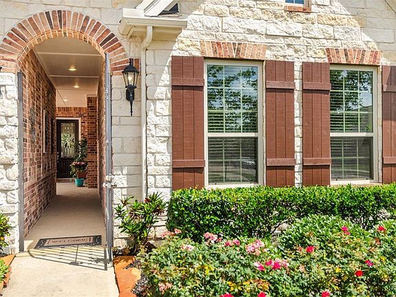 4th image of 27002 Carmel Falls Ln