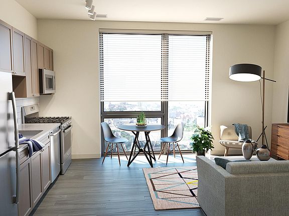 4th image of 830 N Milwaukee Ave #507