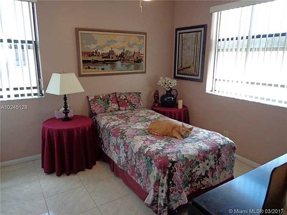 4th image of 10405 Sunrise Lakes Blvd APT 312