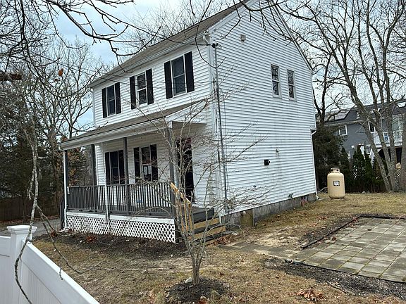 2nd image of 6 Apple St