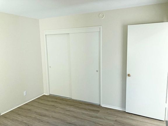 5th image of 420 20th Ave #6