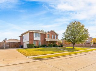 1000 Desperado Dr, Murphy, TX 75094