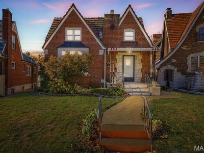 5850 Neosho St, Saint Louis, MO, 63109