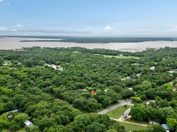 97 Oak Trail Dr, Gordonville, TX 76245