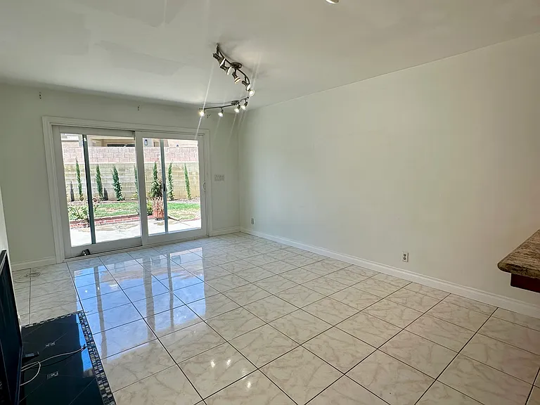 10463 El Monte Ave — Photo 12