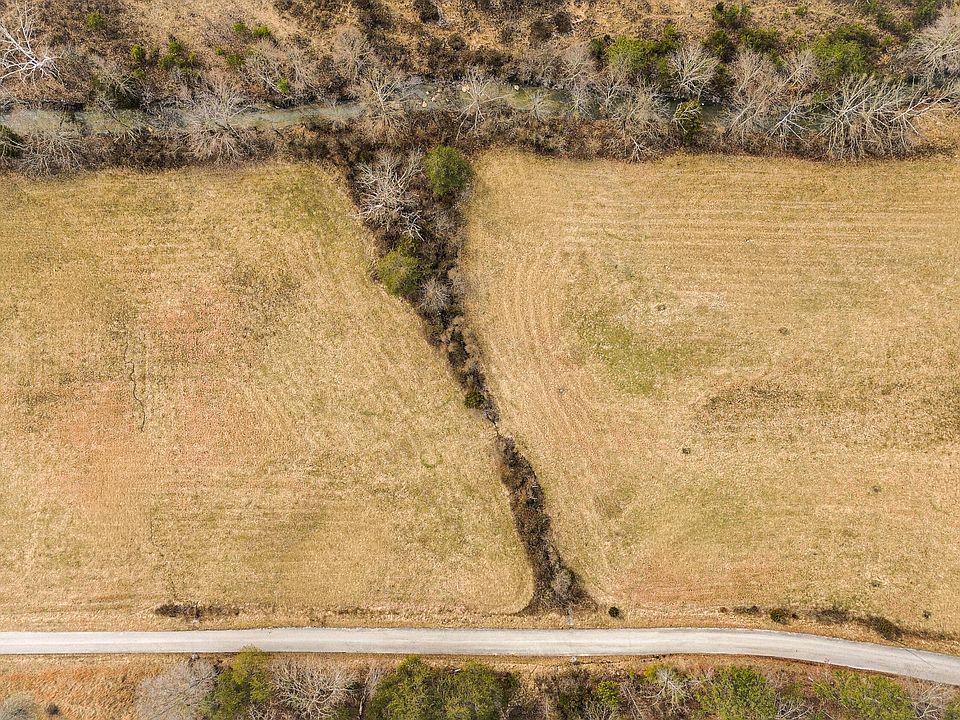 1st image of 999 Tar Kiln Rd