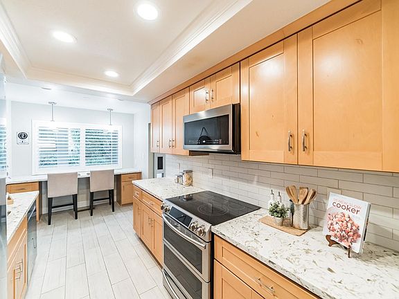 5th image of 5524 Cribari Cir