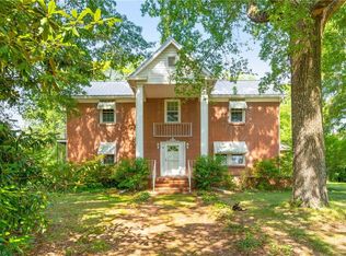 116 S Glenn St, Stoneville, NC 27048
