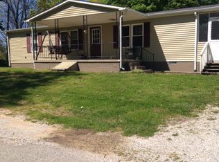 750 Webb Rd, Irvine, KY 40336