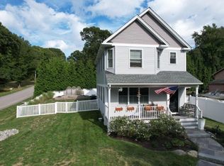 470 Gondola Ave, Jamestown, RI 02835