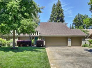 11371 Buckeye Hill Ct, Gold River, CA 95670
