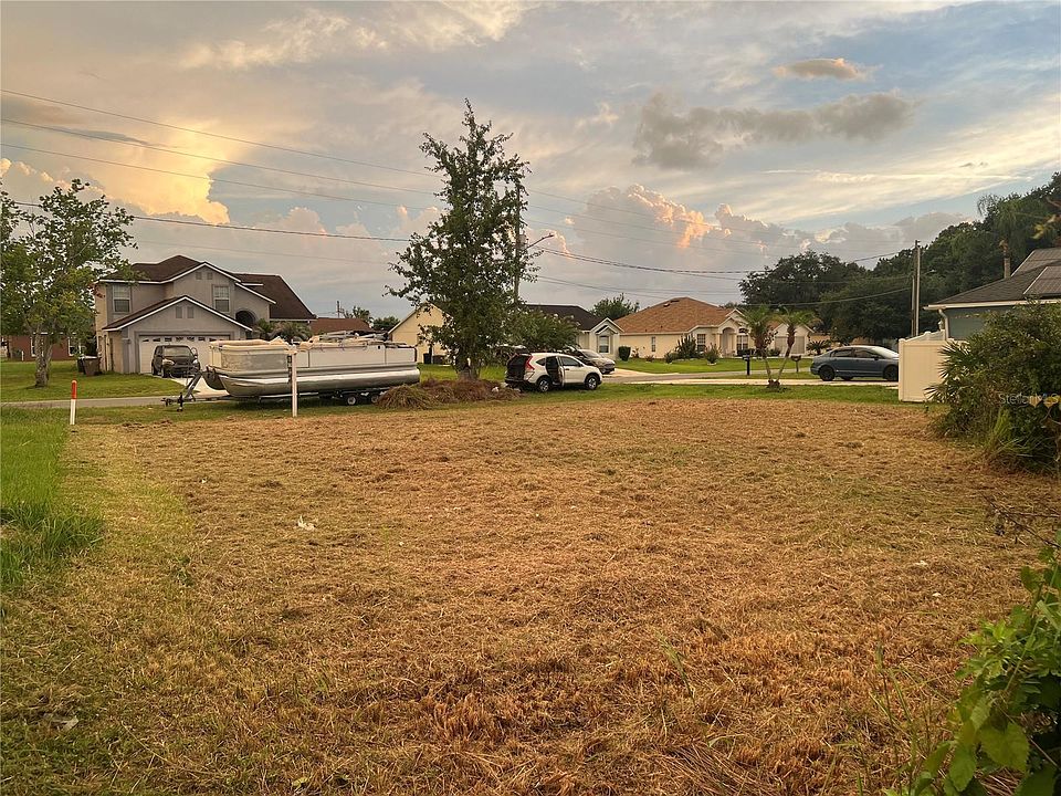 1st image of 808 HALIFAX DRIVE