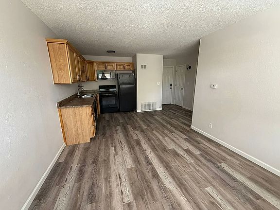 3rd image of 1930 E Bijou St #110