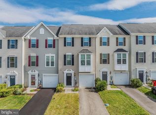 194 Norwood Dr, Falling Waters, WV 25419