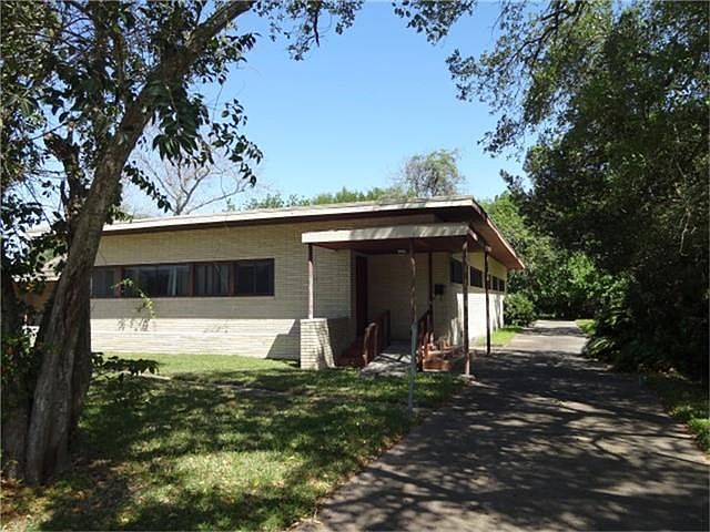1st image of 2430 Cedar Dr