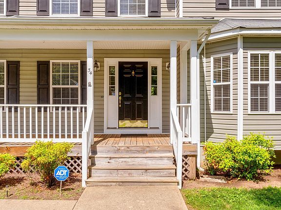 3rd image of 34 Marwood Dr