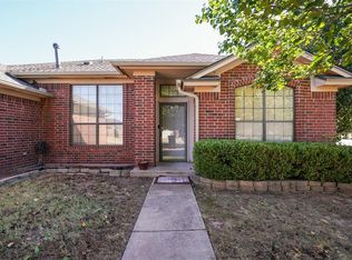 16300 Seminole Pointe Pl, Edmond, OK 73013