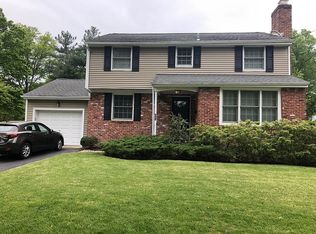 412 Hooton Pl, Moorestown, NJ 08057