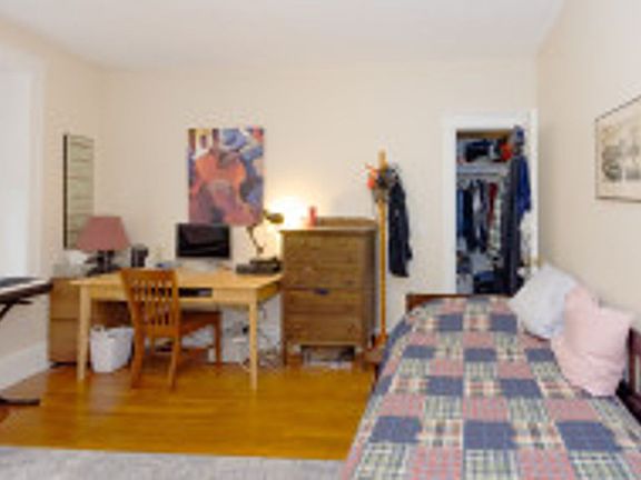 2nd image of 47 Englewood Ave APT 5F