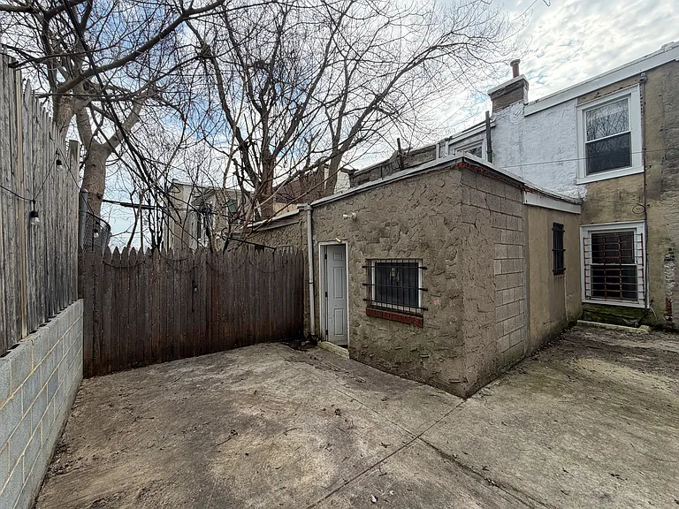3201 Pearl St — Photo 13