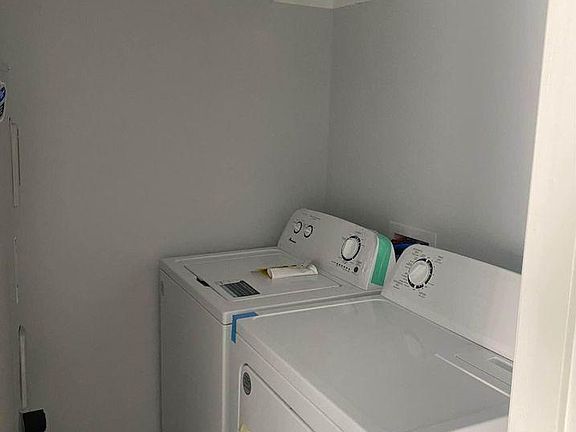 3rd image of 1101 W La Pointe Ave #1