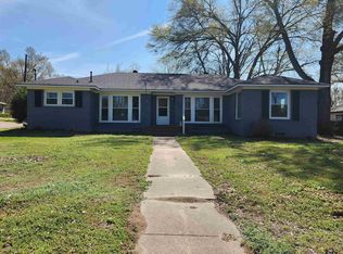 319 E Hubbard St, Lindale, TX 75771