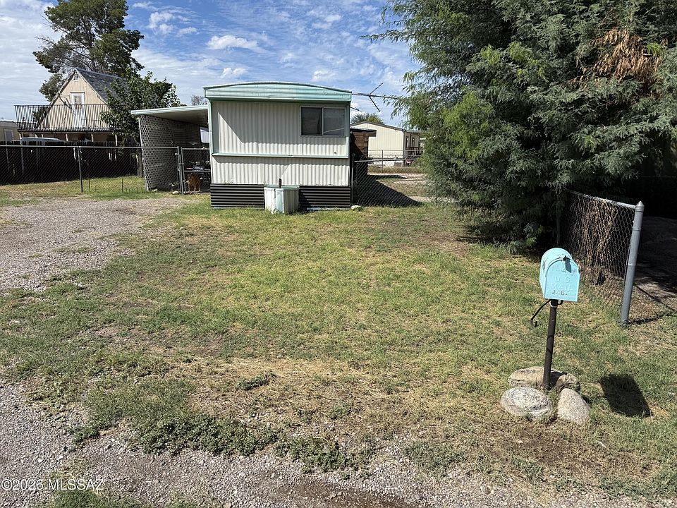 1st image of 2464 W Diamond St #52