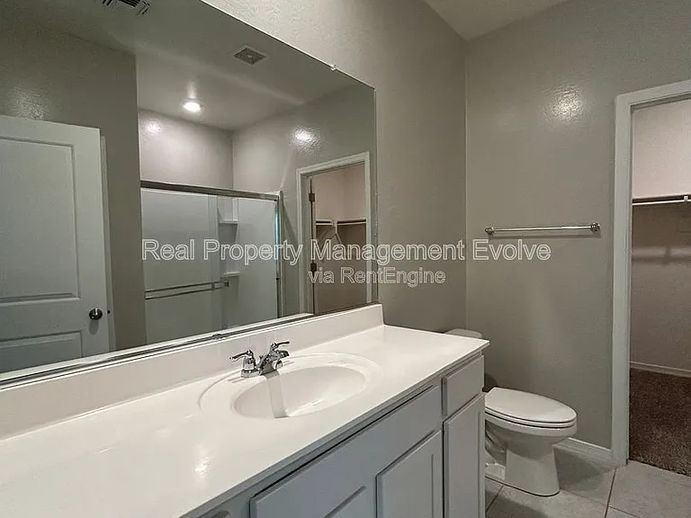 6511 W Magdalena Ln — Photo 15