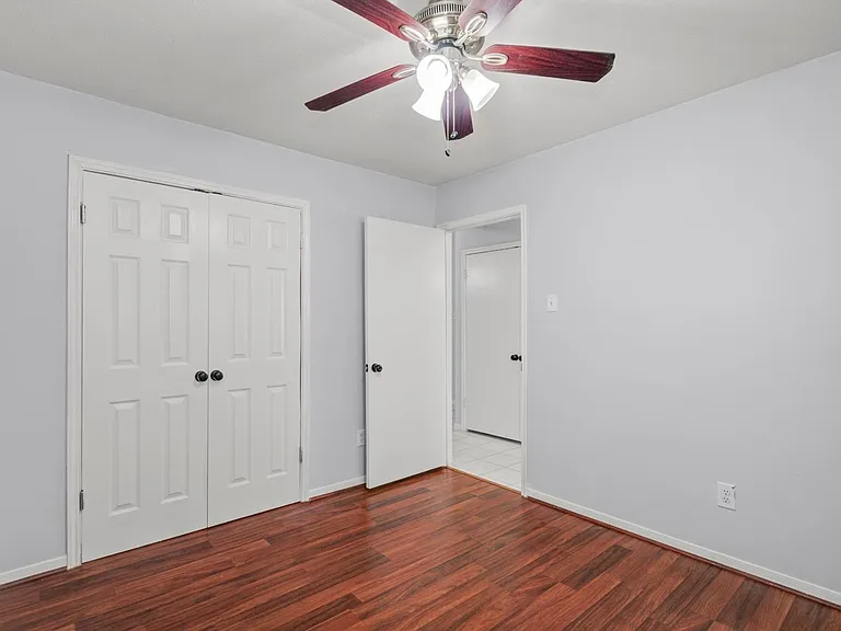 17050 Clan Macintosh Dr — Photo 7