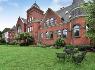 903 S Carolina Ave SE #4, Washington, DC 20003