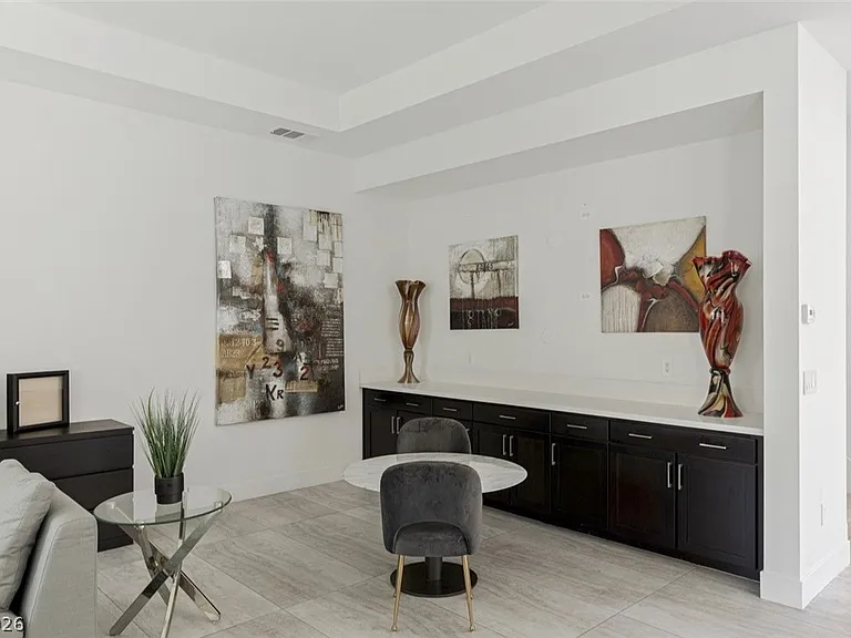 47 Pristine Glen St — Photo 21
