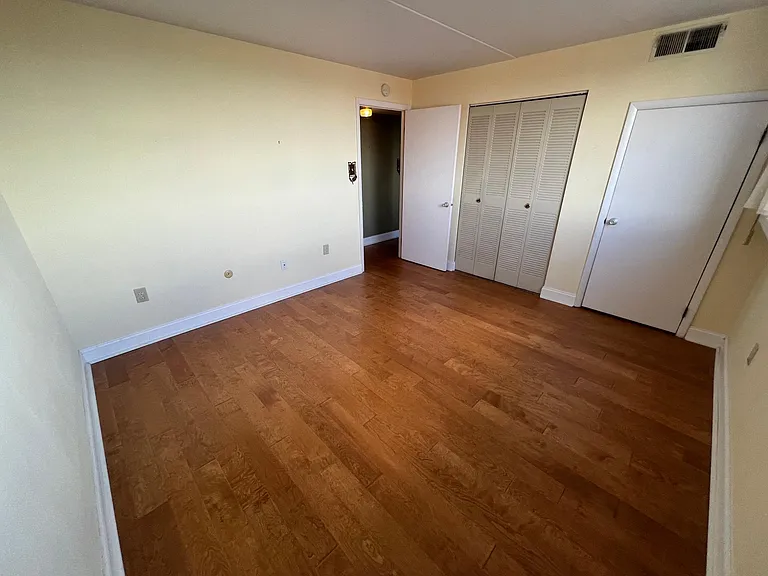 22O Linden St #505 — Photo 9