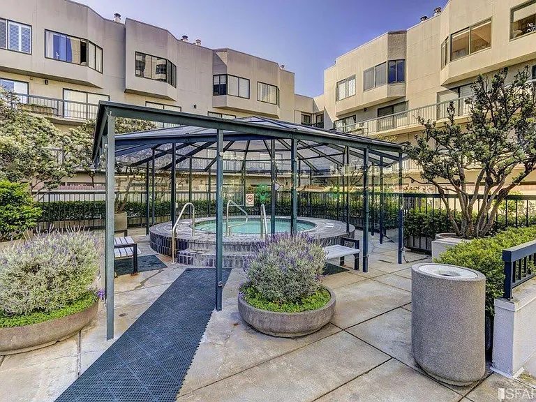 601 Van Ness Ave #150 — Photo 8