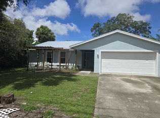 3030 22nd St, Vero Beach, FL 32960