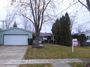 18257 N Linda Ln, Gurnee, IL 60031