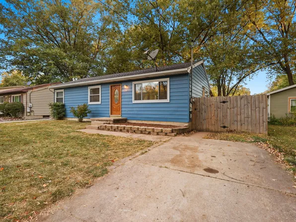 2804 Midwood St, Lansing, MI 48911