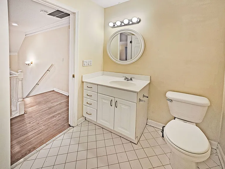 1653 Wildwood Rd NE — Photo 43
