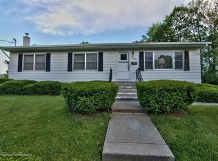 429 Front St, Jessup, PA 18434