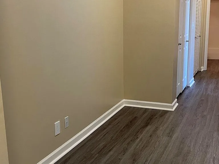 Fox Brook Apartments — Photo 35