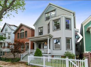 2102 W Belle Plaine Ave APT 2, Chicago, IL 60618