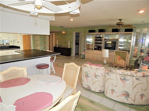 4th image of 4 Pirates Ln APT 44C