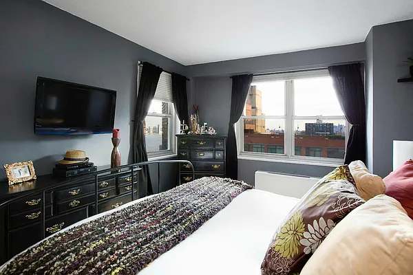 Sold by Keller Williams NYC | media 2