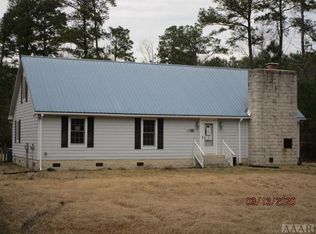 1424 Wades Point Rd, Elizabeth City, NC 27909