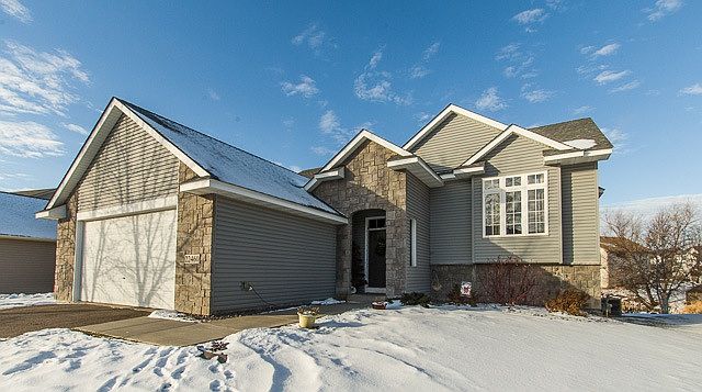 1st image of 22460 Evergreen Cir