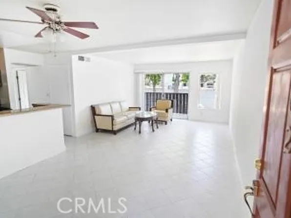 18645 Hatteras St Unit 162, Tarzana, CA 91356